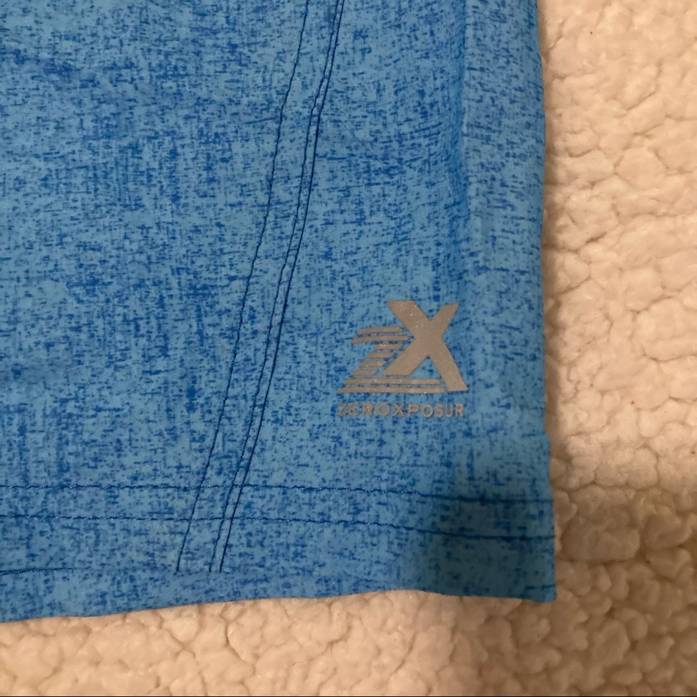 Men’s ZeroXposur blue tropical swim trunks - Picture 5 of 7